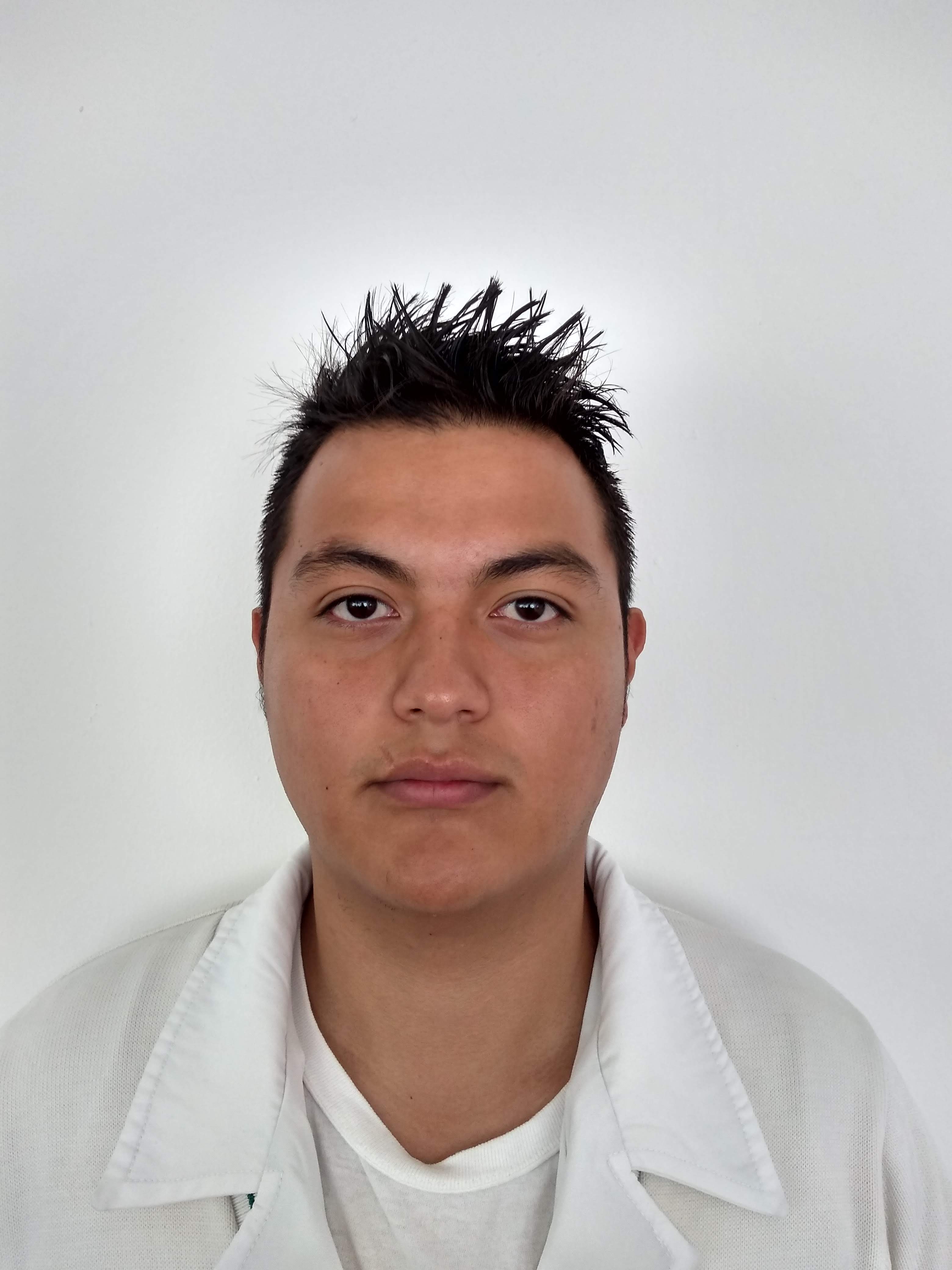 Atend prestador José Arturo Archundia Guillén